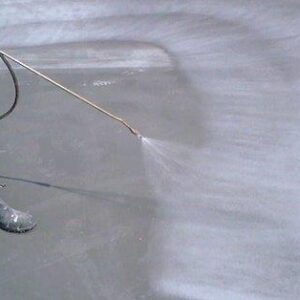 Cura química para pisos de concreto Quimicret
