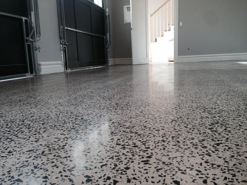 Verniz Acrílico Pisos e Fachadas - 900 ml - Imagem 6